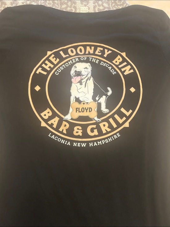 the looney bin Tops - The looney Bin bar & Grille Black Short Sleeve Tee with Tan & White Looney Bin M